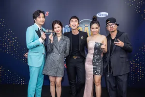 Á hậu, người mẫu, vận động viên đổ xô vào 'Trời sinh một cặp'