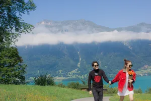 MV Trịnh Thăng Bình quay ở Thụy Sĩ đẹp như ‘Hạ cánh nơi anh’