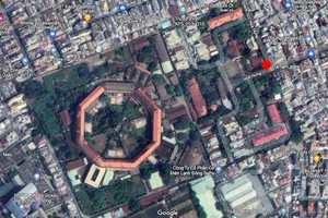 'Nhà con ở Khám Chí Hòa'