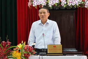 Bí thư Đà Nẵng cảnh báo tình trạng cán bộ là 'người nhà'