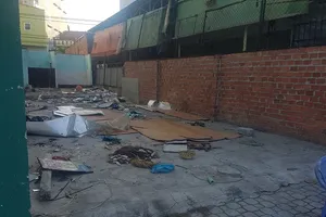 Đà Nẵng: Tháo dỡ quán nhậu xây lén trên đất người khác