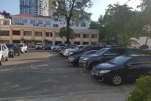 Vì sao Đà Nẵng chưa thực hiện khoán xe công?