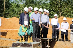 Thúc tiến độ đại dự án điện gần 12.000 tỉ đồng