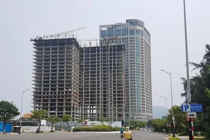Tái khởi động tổ hợp khách sạn 2.000 tỉ lùm xùm nhất Đà Nẵng