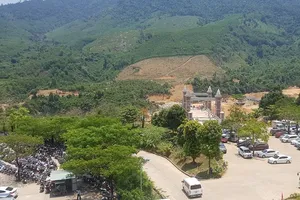 Phạt DHC Suối Đôi 90 triệu, kỷ luật 4 cán bộ huyện Hòa Vang 