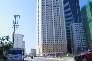 Quý 3 sẽ tháo dỡ phần sai phạm chung cư Mường Thanh Sơn Trà