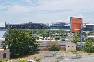 'Dời sân bay Đà Nẵng ra khỏi đô thị là sai lầm'