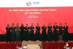 Các bộ trưởng ASEAN tuyên bố tăng cường phục hồi kinh tế 