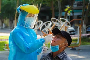 Đà Nẵng: Thêm 5 ca mắc COVID-19 trong gia đình bệnh nhân 1017