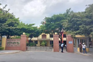 Đà Nẵng: Sổ hồng bị chiếm giữ, cấp phép xây dựng thế nào?