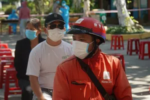 Đà Nẵng nới lỏng bên trong, lập chốt kiểm soát các cửa ngõ