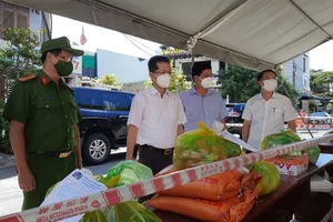 Bí thư Đà Nẵng: ‘Chúng ta phải theo tinh thần sống chung với dịch’