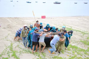 Đà Nẵng hối hả chống bão số 5 giữa dịch COVID-19