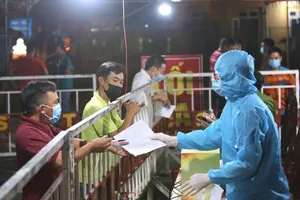 Đà Nẵng nhận đến 200 đơn của người dân xin ra khỏi TP mỗi ngày