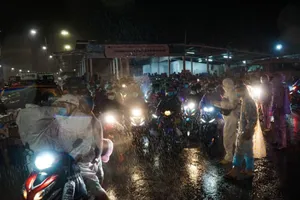 Cử tri kiến nghị các tỉnh nên đón người dân từ phía Nam về quê