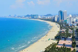 Đà Nẵng cần làm thêm cầu qua Sông Hàn và hầm xuyên sân bay