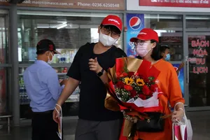 230 hành khách từ TP.HCM mở hàng du lịch Đà Nẵng