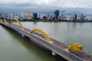 Thêm đề xuất làm cầu qua sông Hàn, hầm qua sân bay Đà Nẵng