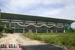 Ảnh: Bến xe hơn 130 tỉ đồng tại Đà Nẵng xuống cấp vì bỏ hoang