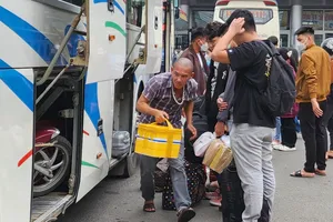 Ga tàu, bến xe Đà Nẵng tăng chuyến phục vụ hành khách dịp tết