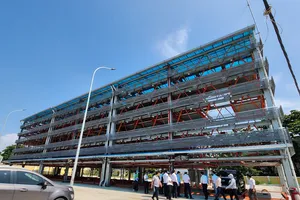 Chủ tịch HĐND TP Đà Nẵng kiểm tra bãi đỗ xe, chung cư xuống cấp