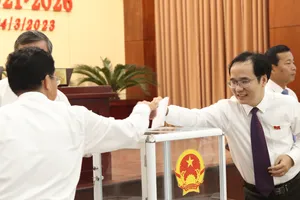 Đà Nẵng: Người từ trên 1/2 đến dưới 2/3 tổng số phiếu 'tín nhiệm thấp' có thể xin từ chức