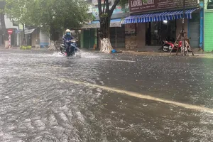 Mưa lớn kéo dài, Đà Nẵng tập trung phòng chống ngập lụt đô thị