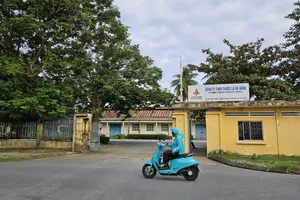 Cử tri phàn nàn Nhà máy thuốc lá Đà Nẵng xả khói gây ô nhiễm