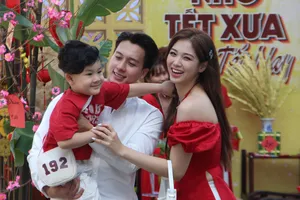 Long - Lân - Quy - Phụng tụ hội, phố Tây An Thượng rực rỡ đón Tết