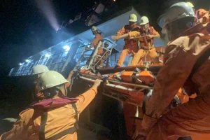 Bàn giao thi thể thuyền viên nước ngoài tử vong trên vùng biển Việt Nam