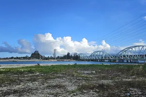 Đà Nẵng kiểm tra dự án Nam Ô xem có ‘đe dọa’ cầu đường sắt hay không