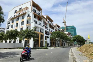 Bất động sản Đà Nẵng ấm lên nhưng khó sốt