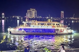 Đà Nẵng tổ chức hội thi diễu hành xe hoa, thuyền hoa mừng Ngày giải phóng TP