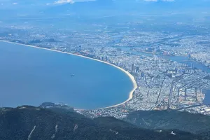 Chủ tịch nước tặng thưởng Huân chương Lao động hạng Nhất cho TP Đà Nẵng