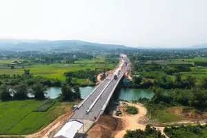 Thông xe cầu Quảng Đà nối Đà Nẵng với Quảng Nam