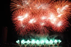 Khai mạc DIFF 2025: Chủ nhà gây bất ngờ lớn với màn trình diễn đầy cảm xúc