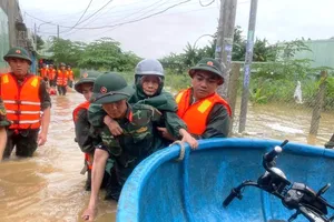 Chủ tịch Đà Nẵng: Không để tình trạng dân không sơ tán rồi nửa đêm kêu cứu