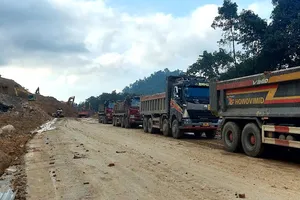 Phương án lưu thông mới trên cao tốc La Sơn - Hòa Liên các tài xế cần biết