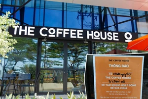 Nữ bác sĩ bị kính rơi vào người có thể xuất viện trong 2-3 tuần tới