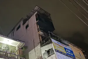 Vụ cháy ở Định Công Hạ: 'Có bàn tay vẫy đèn pin từ tầng 6'