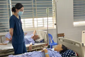 Uống 2.000 viên thuốc đông y, men gan người phụ nữ tăng 20 lần