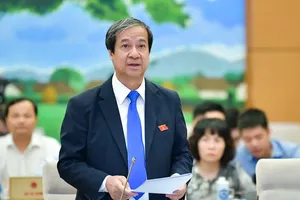 Bộ trưởng Bộ GD&ĐT trả lời kiến nghị 'không tăng học phí đại học'