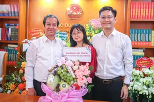 Báo Pháp Luật TP.HCM chúc mừng Bộ GD&ĐT nhân Ngày Nhà giáo Việt Nam