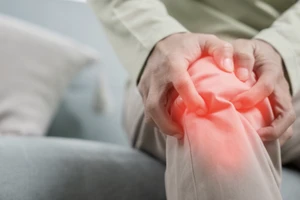 5 cách phòng tránh đau xương khớp mùa lạnh