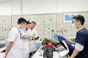 Gần 40 học sinh bị ngộ độc thuốc diệt chuột