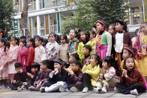 Cần khoảng 30.000 tỉ đồng để thực hiện miễn học phí cho học sinh toàn quốc