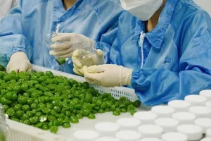 Bộ Y tế yêu cầu làm rõ quá trình sản xuất viên kẹo rau củ Kera