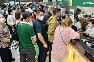 Cử tri: Vẫn còn tình trạng phân biệt người khám dịch vụ và khám BHYT