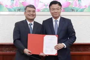 Phó Thủ tướng trao quyết định bổ nhiệm tân Thứ trưởng Bộ Tư pháp 