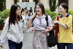 Phổ điểm thi tốt nghiệp THPT 2025: Phù hợp và rất đẹp